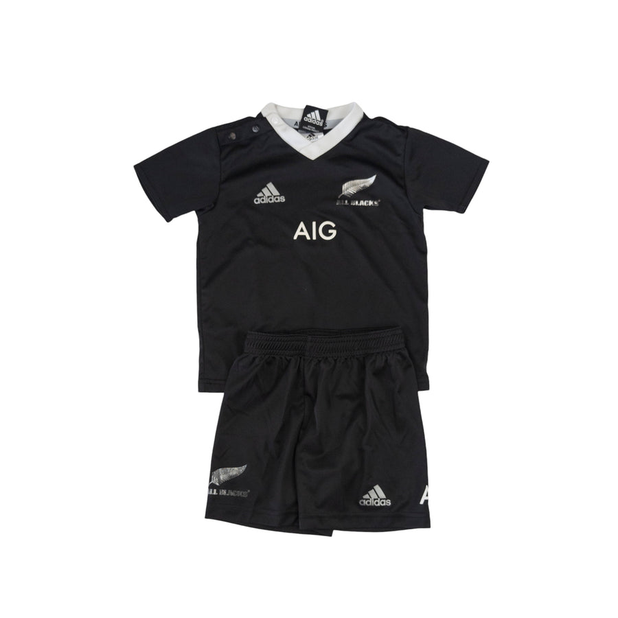 Adidas All Blacks set 12-18m