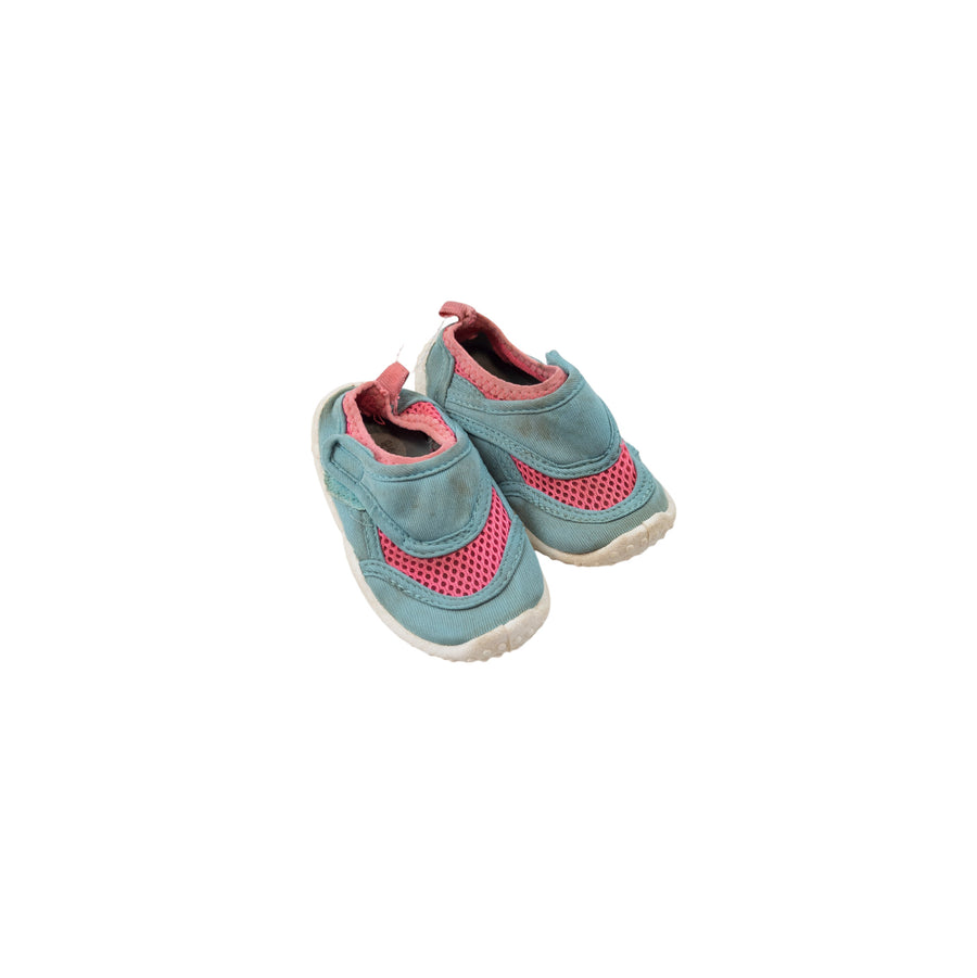 Wave Zone water shoes 6 (aqua/pink)